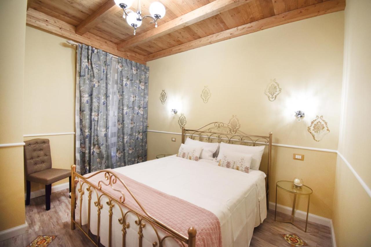 Luxury Apartment Via Genova Palermo Esterno foto